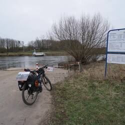 Leider kein Fährbetrieb, deshalb mussten wir einen kleinen Umweg nehmen