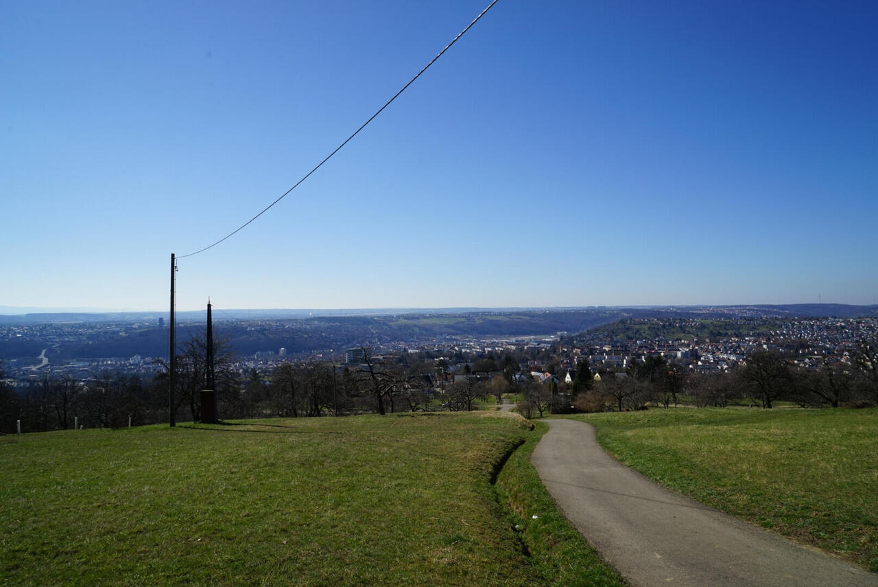 Es geht abwärts nach Esslingen zum Neckar