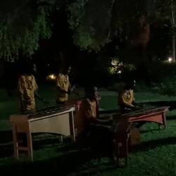 Live Musik bim Znachtässe