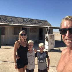 Nullarbor Roadhouse