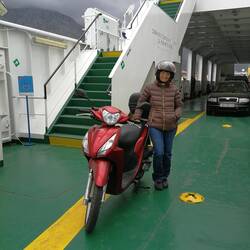 Der 🛵 darf auch mal Fähre fahren