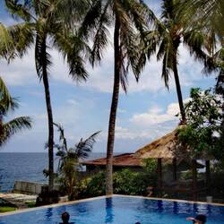 Isn't it a perfect place for a try dive 🤿🤿🤿?