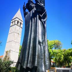 Gregor Nim and his lucky toe