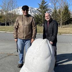 Mui & Deniz find a Beluga whale ... along Turnagain Arm — Alaska.