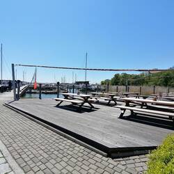 Hafen Terrassen leider noch geschlossen