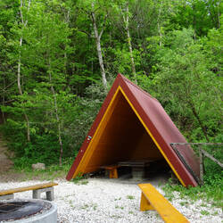 Schutzhütte mit Grillplatz kurz vor Ratshausen