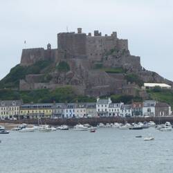 Now THATs a castle!