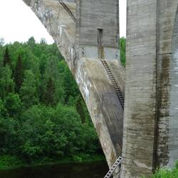 Da kann man raufklettern - muss man aber nicht. 😳