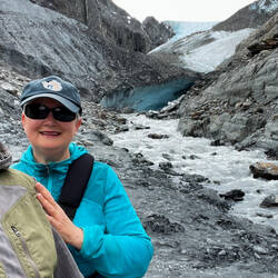 Hike to the toe of the Worthington Glacier at the SRS — Richardson Hwy, AK.