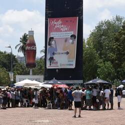 Abstands Regelung 1.5m ??