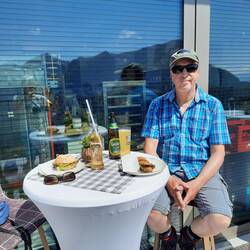 Imbiss auf der Sonnenterasse