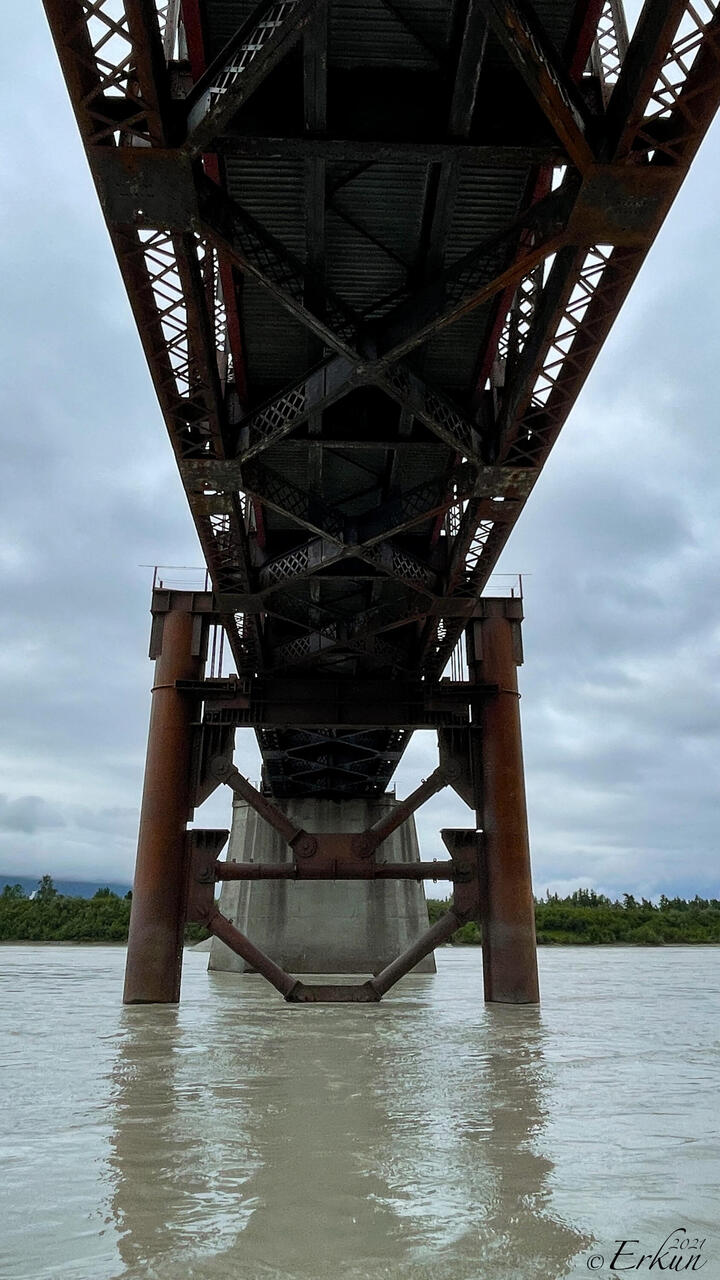 Good look at the jacks used to raise the damaged 4th span back into place — Million Dollar Bridge.