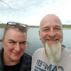 ...rechts neben meinem Ohr ist die Grenze