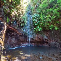 Levada das 25 fontes