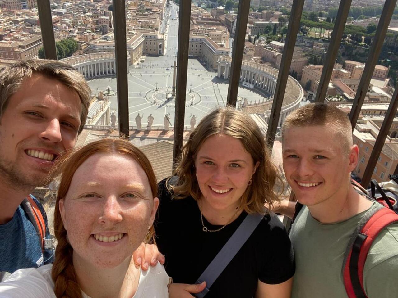Auf der Kuppel des Peterdoms