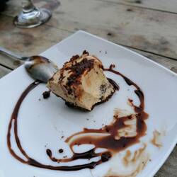 Frozen peanutbutter pie