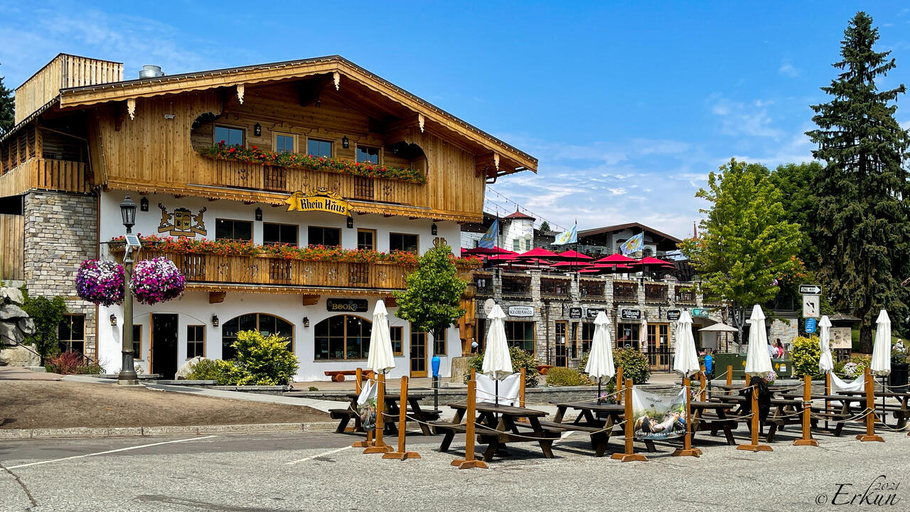 Rhein Haus gets two thumbs up from us — Leavenworth, WA.