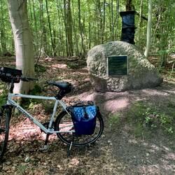 Militärisches Denkmal