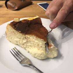 Tasting the famous cheesecake