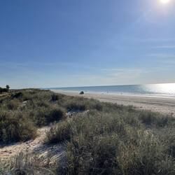 80 mile beach