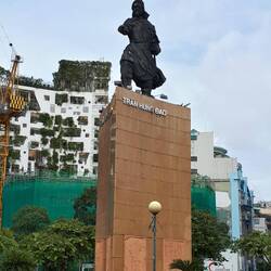 Trần Hưng Đạo Statue (13th century military leader)