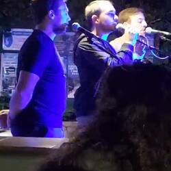 Auf den Campingplatz. Livemusik😊soooo schön🥰🥰🥰