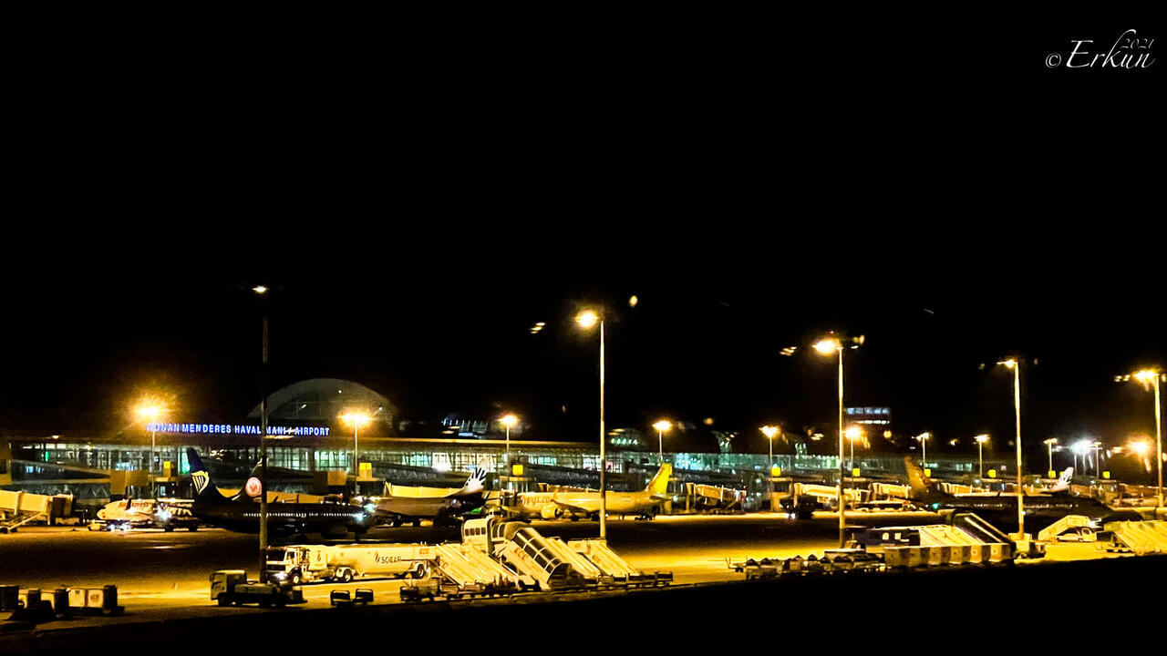 Welcome to Adnan Menderes Intl Airport — İzmir, Turkey.
