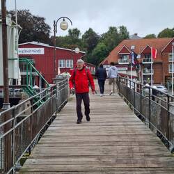 Holzbrücke Richtung Innenstadt