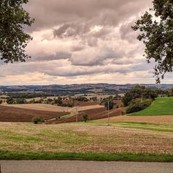 La pluie guette
