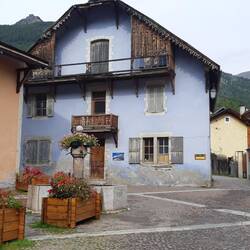 Midt i den gamle bydel i Ceillac
