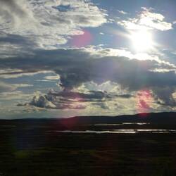 Das angekündigte Schlechtwetter bringt Spannung in den Himmel.