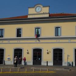 aber schließlich hält er doch in Pavia