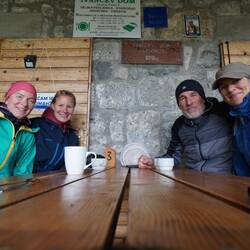 Netter Kaffeeklatsch mit Rebekka und Elsa