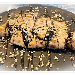 Chocolate and banana filled pide for dessert at Obi — Alsancak ... İzmir, Turkey.
