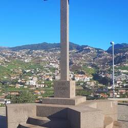 Kreuz auf dem Pico da Torre