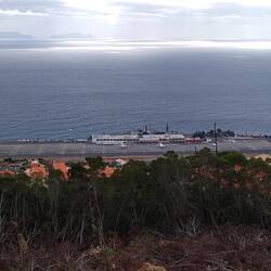 Blick auf den Flughafen Funchal