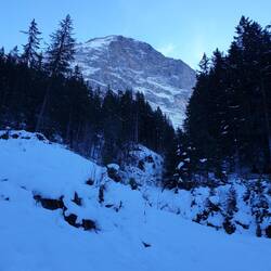 Die Nordwand begleitet uns den ganzen Tag