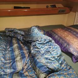 Die neue Bettwäsche ist gemütlich