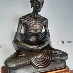 Buddha am Ende seiner Fastenzeit