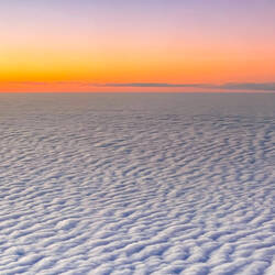 Chasing the sunset — Somewhere over the USA.