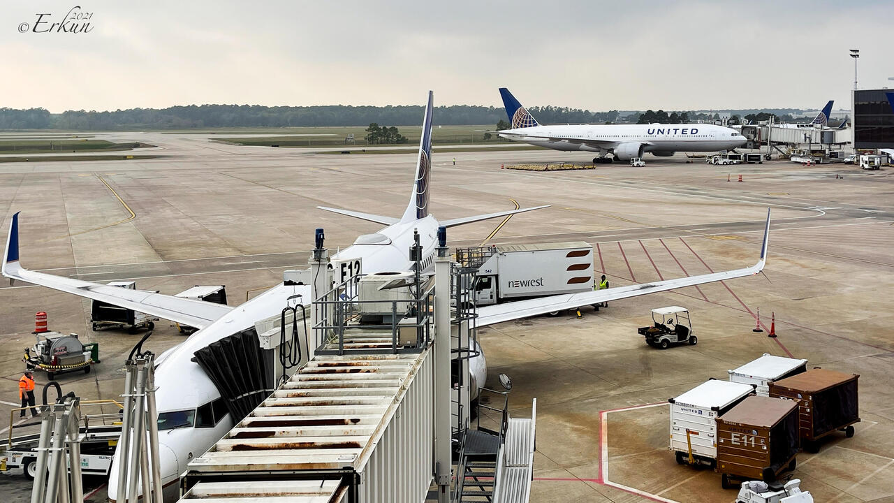 From the United Club Lounge @ Terminal E — IAH ... Houston, TX.