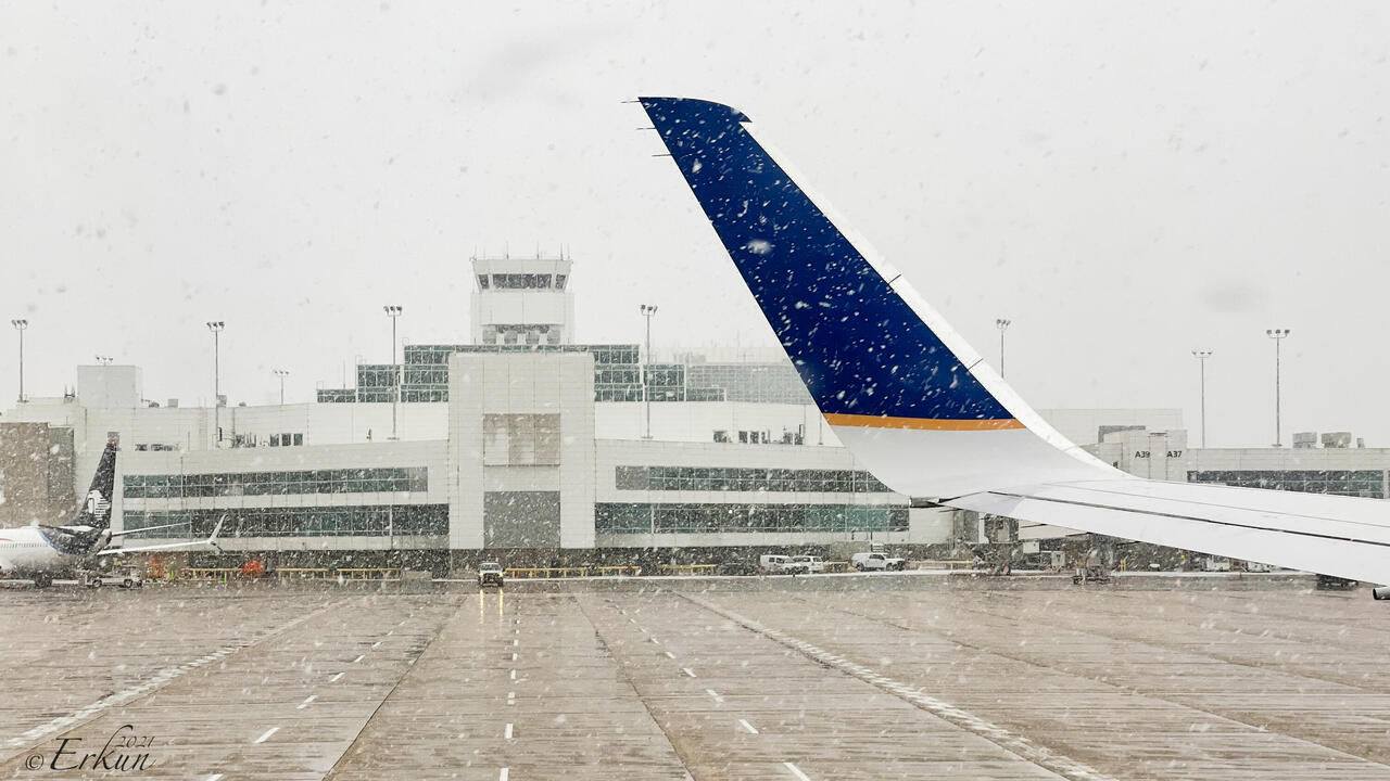 Welcome to DEN — Denver, CO.