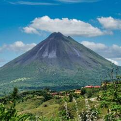 Vulkan Arenal (endlich Wolkenfrei)