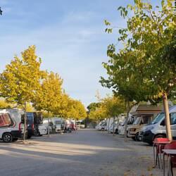 Platzteil mit Strom