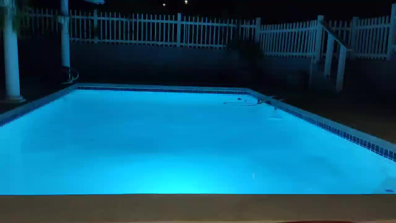 Pool für uns allein 😝😍 auch im dunkeln