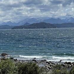 ...Starkwind am Nahuel Huapi