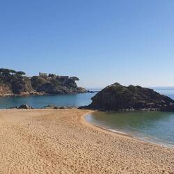 Die Playa de la Fosca ist der nächstgelegene Strand.