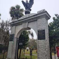 Colonial Park Cemetery
