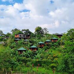 Die Eco-Lodge in den Bergen bei La Fortuna 🏡