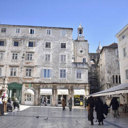 Der Hauptplatz (13. Jhr.)